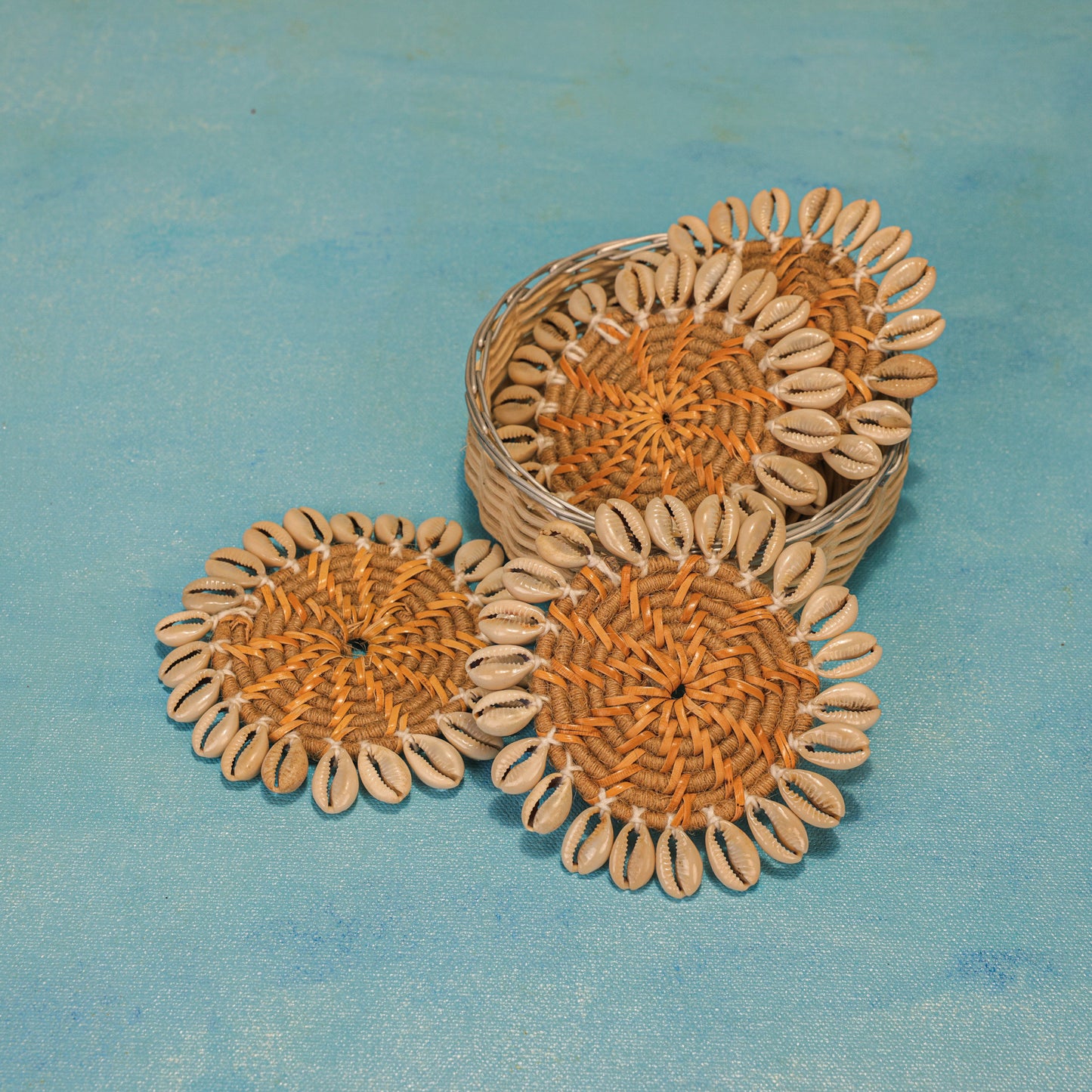 Jute Bloom Coaster with Carrier (Set of 4)