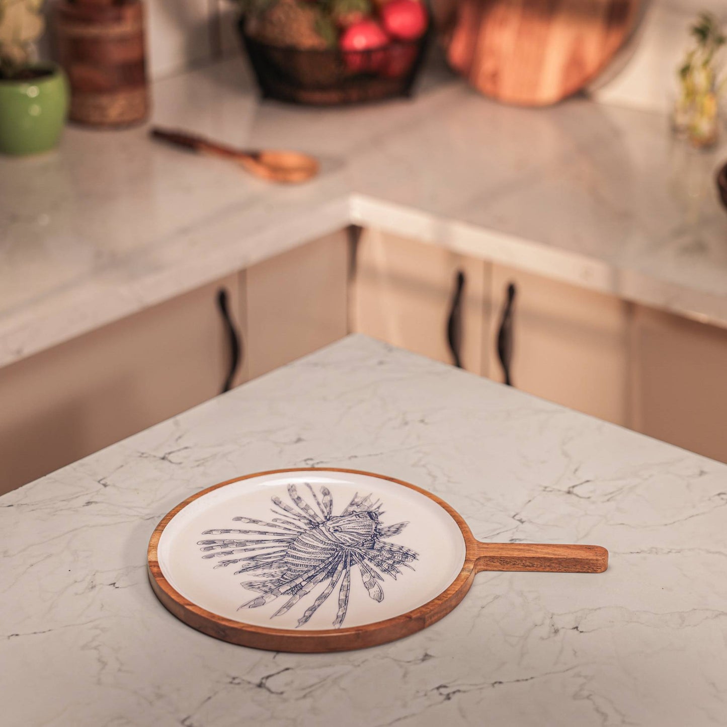 Shell Yeah Serving Board