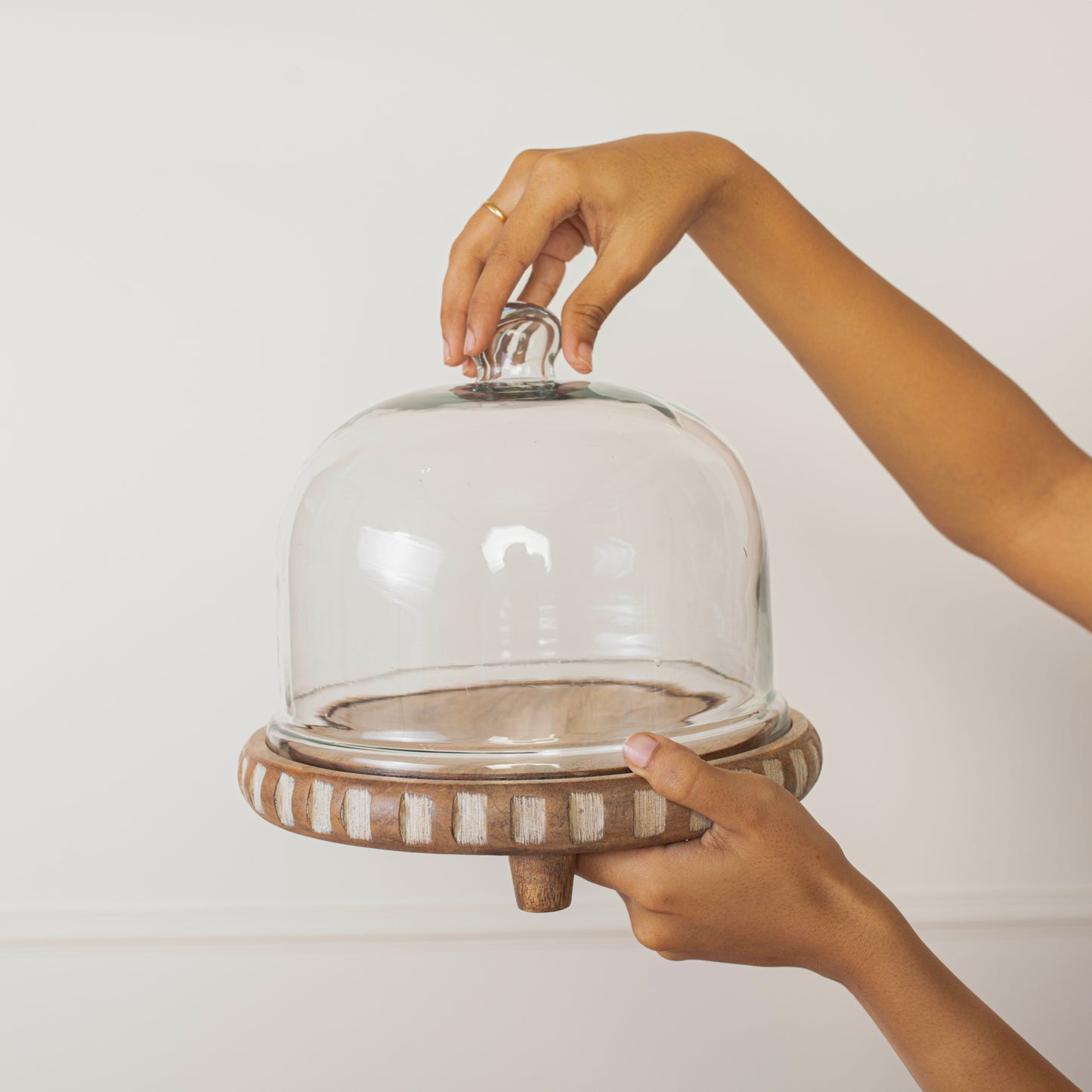 Sugar Sphere Acacia Wood Cake Stand with Glass Dome